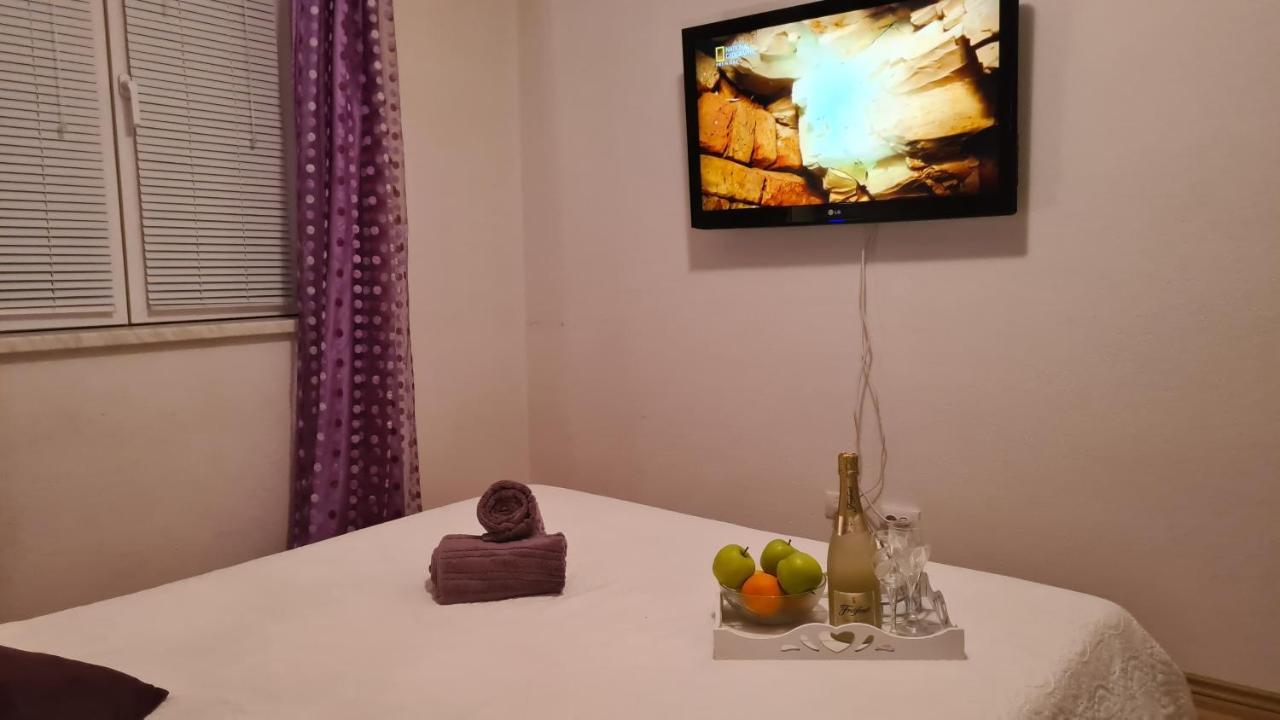 Villa Bubica- Cozy Holiday Home In Rural Area With Pool Stankovci  Bagian luar foto