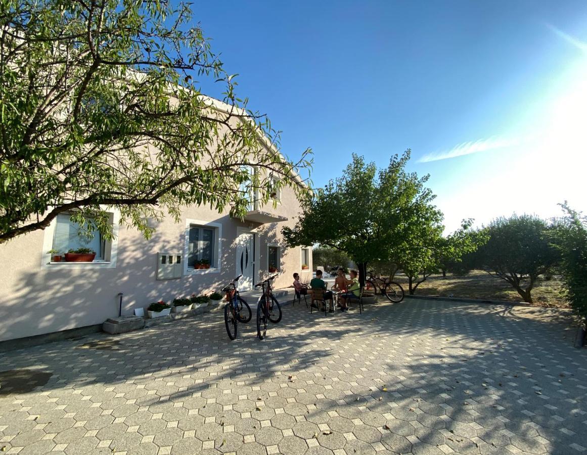 Villa Bubica- Cozy Holiday Home In Rural Area With Pool Stankovci  Bagian luar foto