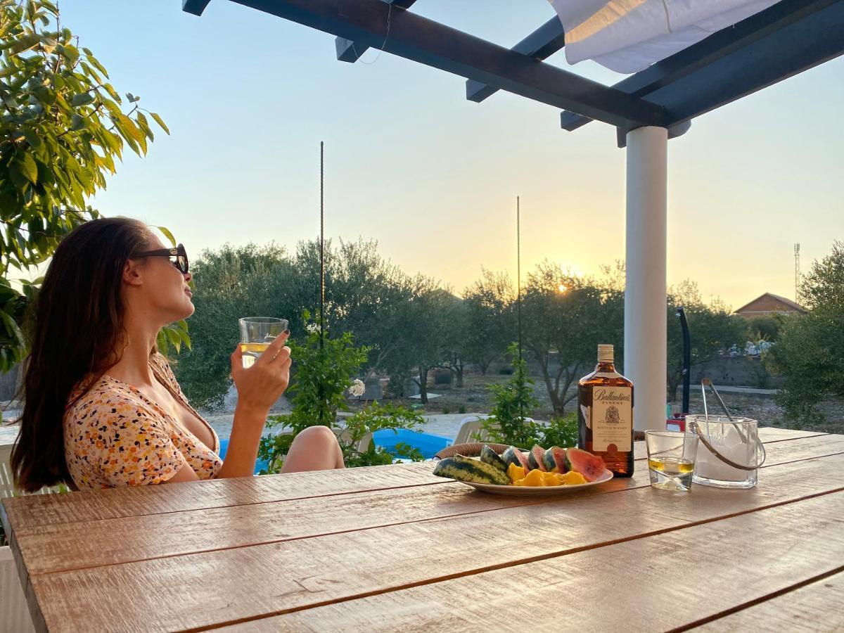 Villa Bubica- Cozy Holiday Home In Rural Area With Pool Stankovci  Bagian luar foto