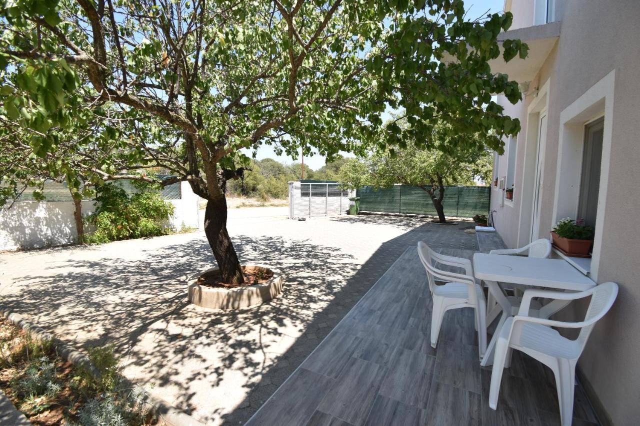 Villa Bubica- Cozy Holiday Home In Rural Area With Pool Stankovci  Bagian luar foto